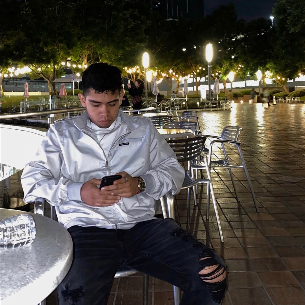 Meet your Posher, Anthony